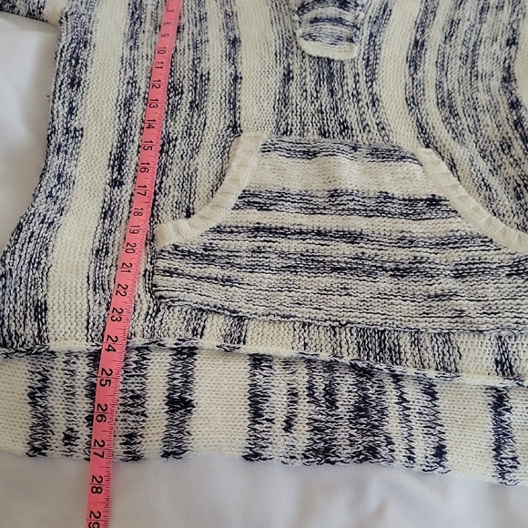 Hem & Thread Navy and Cream Hooded Sweater - Picture 7 of 7